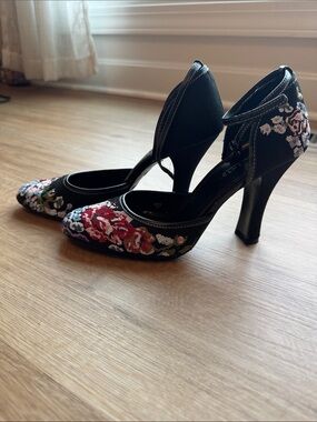 Black Floral Embroidered High Heels with Ankle Strap